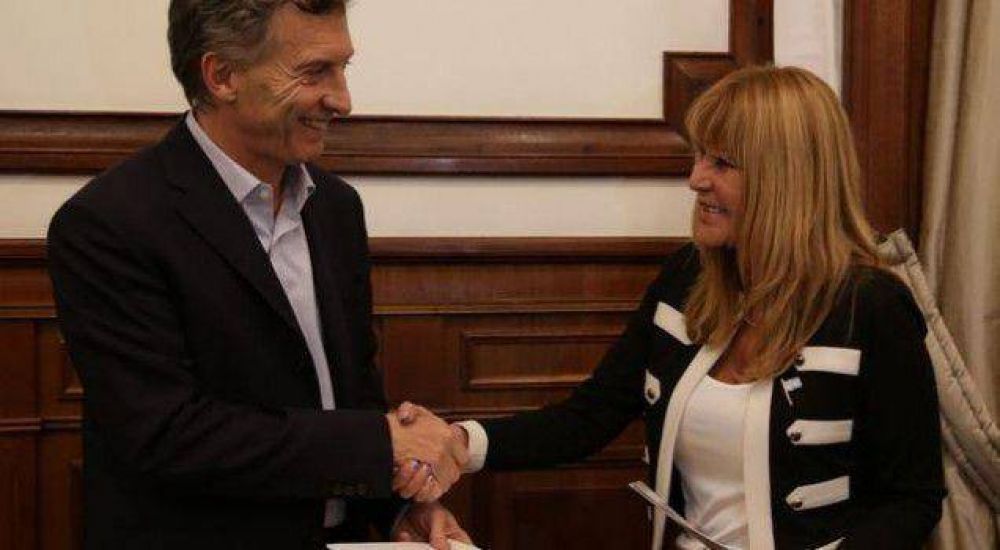 Ayala y Cipolini se mostrar�n con Macri en Corrientes