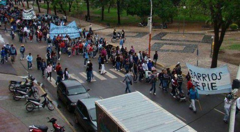 Barrios de Pie repudi� la persecuci�n a dirigentes gremiales y sociales