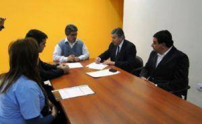 El Ministerio de Salud P�blica y Uncaus trabajan en fortalecer programas sanitarios