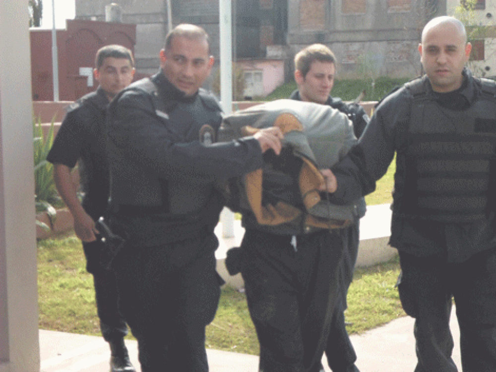 Se detuvo a peligroso delincuente evadido de la c�rcel e imputado de varios il�citos 