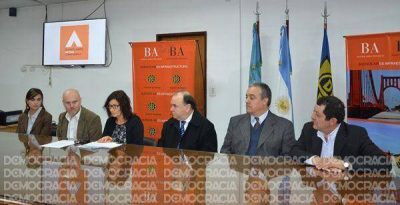 Obras viales para las rutas 65, 80, 85 y accesos a Puerto Quequ�n