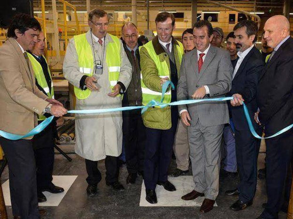 P�rez inaugur� junto a Cristina obras en una planta industrial en Luj�n