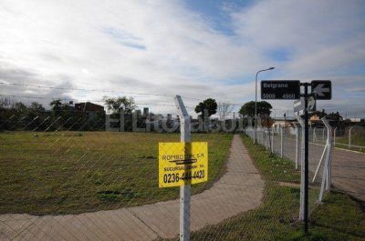Ya cercaron los terrenos donde construir�n torres de Procrear
