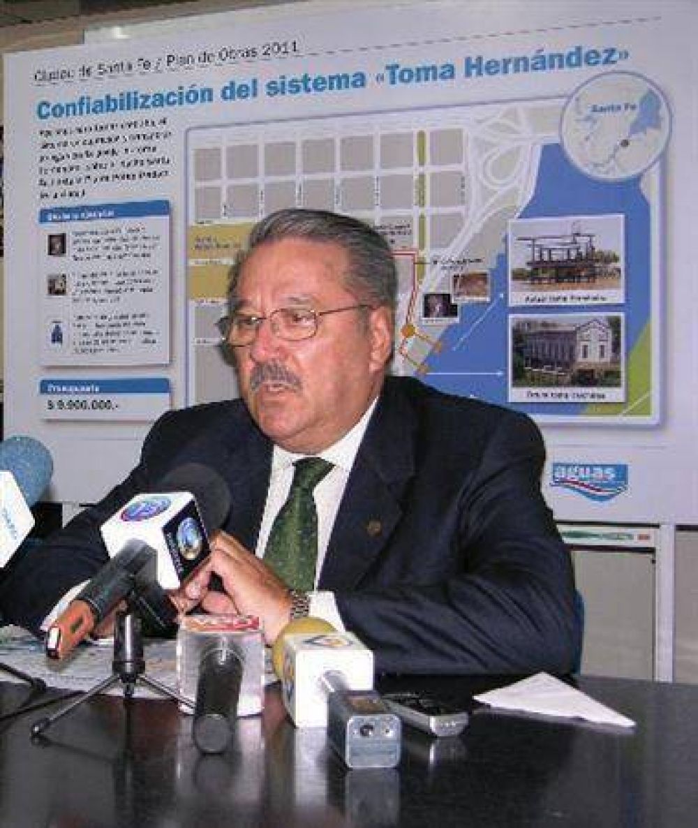 Congelan tarifas de luz y subir�a el agua