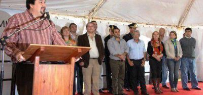 Closs: �Este CAPS en Colonia Lanusse es el fiel reflejo de un Estado presente�