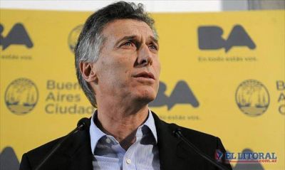 Macri llega para bajar l�nea al PRO y espera almorzar con un correntino