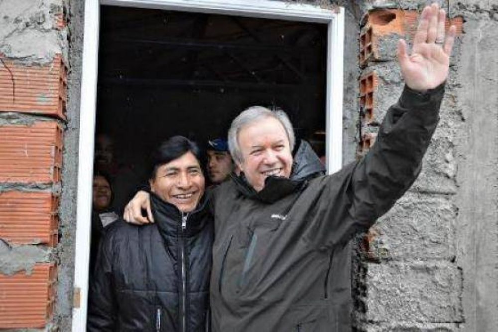 Peralta visit� R�o Turbio y habl� de una �reforma profunda del sistema electoral�