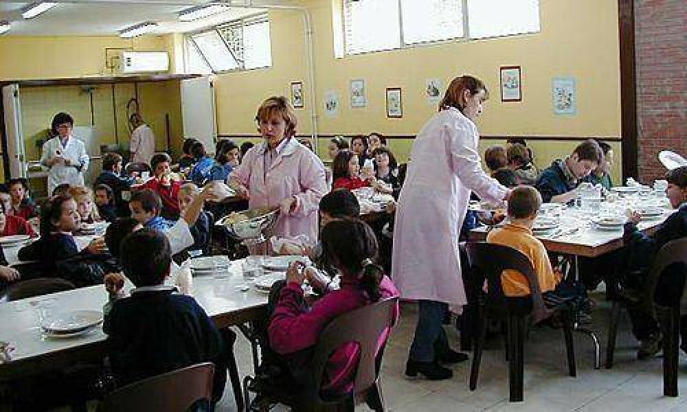 La Provincia asegura que ning�n chico se quedar� sin comida