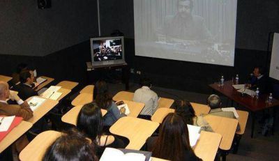 Gestionan la apertura de un aula virtual de la Universidad de Belgrano en Escobar