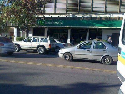 Vinculaciones con el caso Suris: el Banco Provincia suspendi� los sumarios internos