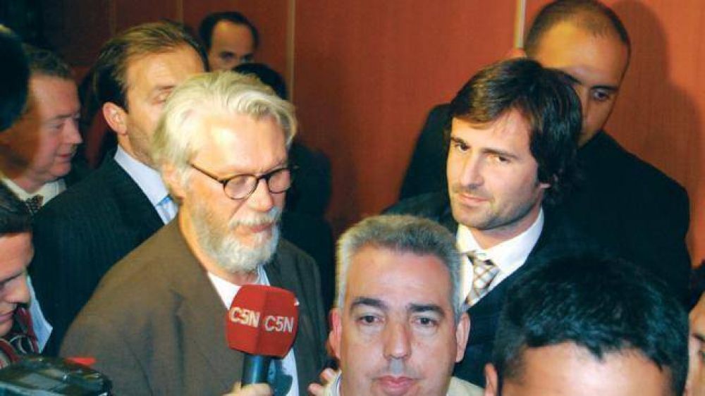 $ 22 millones reclamar Jean Michel Bouvier a la provincia