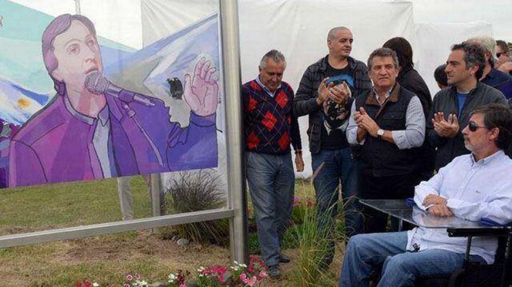 Cumbre de la militancia K: estar� Urribarri y dejan afuera a Scioli
