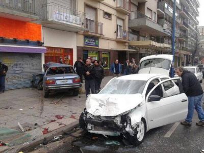 Impresionante choque y muerte en Col�n y C�rdoba