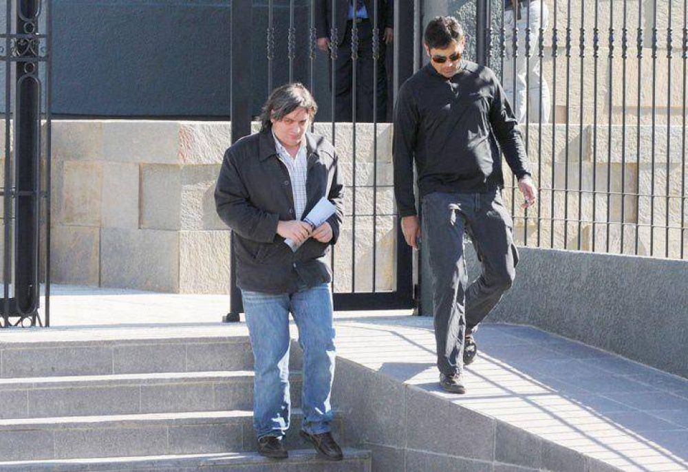 M�ximo piensa en el �fin de ciclo� y quiere su propio gobernador