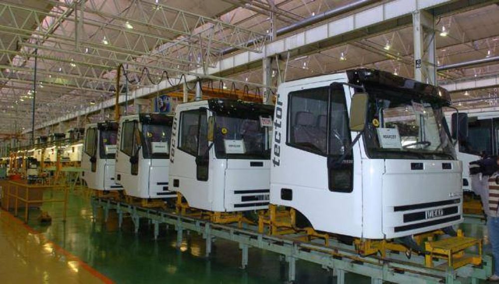 Suspensiones en Volkswagen, Fiat e Iveco, que las prolong� y abri� el retiro voluntario