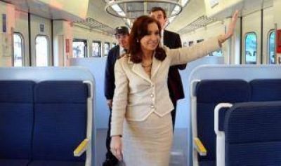 Cristina visita Pilar para reinaugurar la vuelta del tren a Manzanares