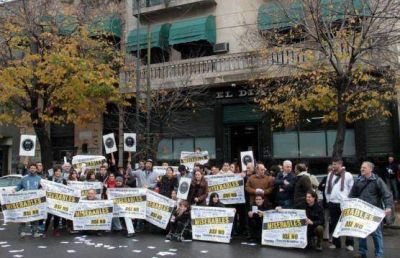 Trabajadores de prensa iniciaron un plan de lucha nacional en las puertas del diario El D�a