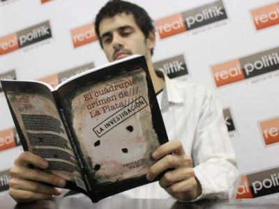 Fernando Tocho: �El libro Cu�druple Crimen fue pensado para que la sociedad tome conciencia de qui�nes nos representan�
