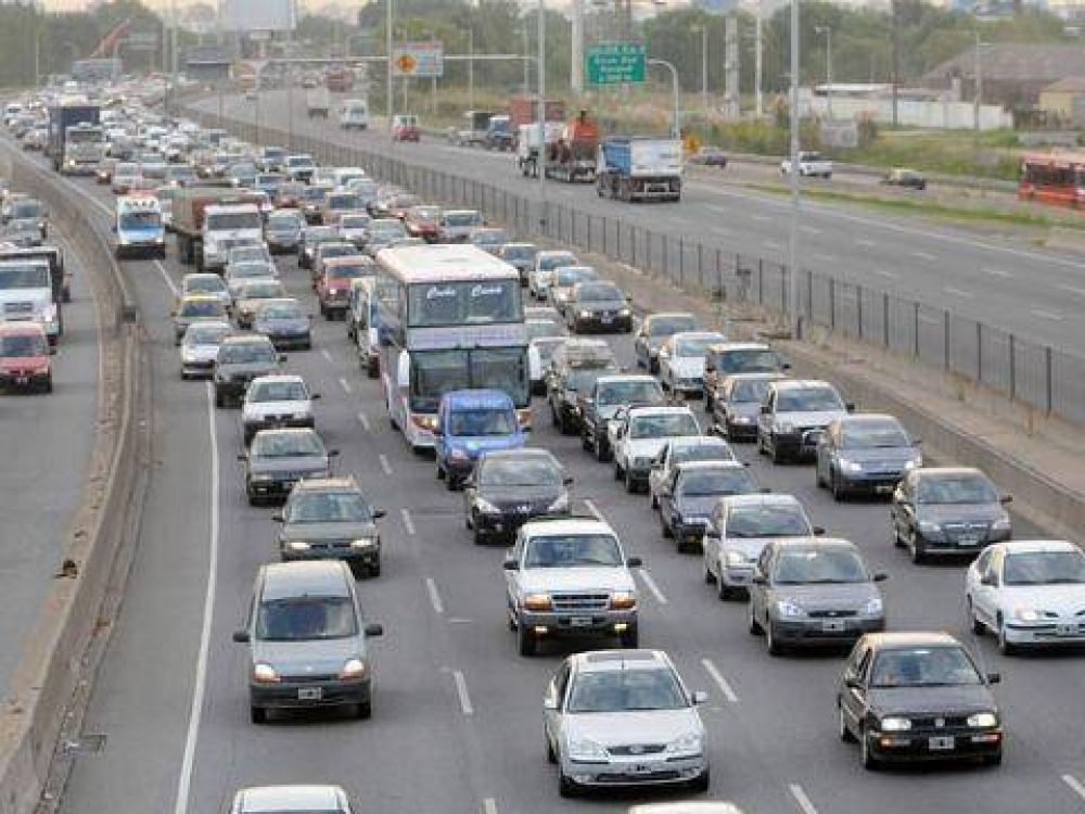 Corte en la Autopista La Plata � Buenos Aires