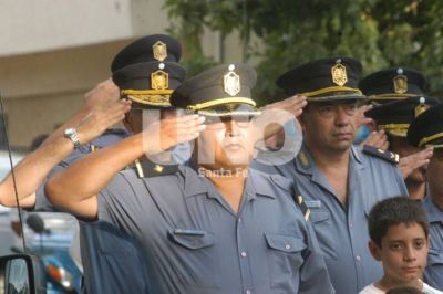 Unos 3.200 polic�as retirados podr�n volver a los patrullajes
