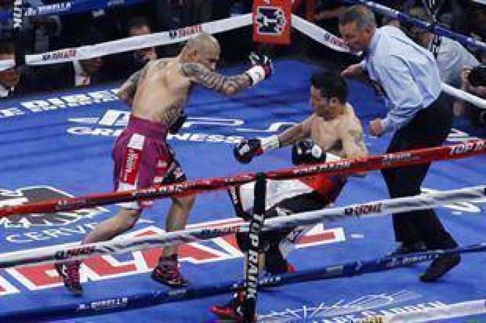Maravilla Mart�nez, una derrota con sabor a final: fue castigado duramente por Miguel Cotto y perdi� por KOT