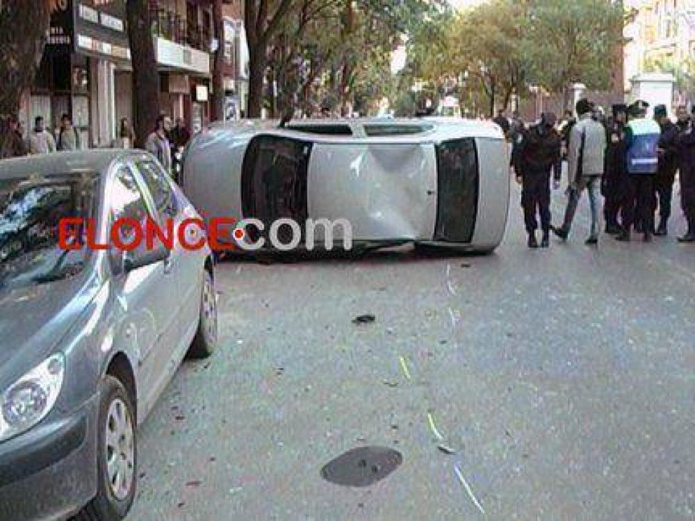 Masacre frente a una escuela: Se desplazaba a m�s de 100 km/h el auto que provoc� la tragedia