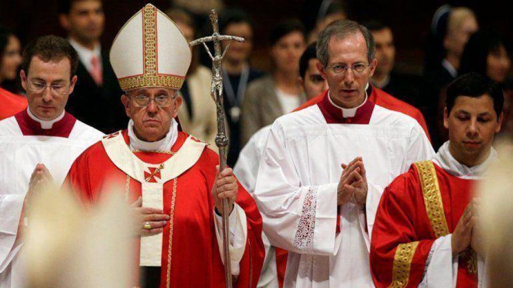 Previo al encuentro con Peres y Abbas, el Papa pidi� rezar por la paz en Medio Oriente