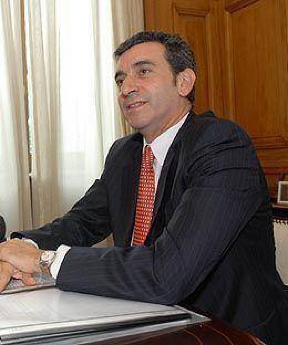 "El domingo se termina la mentira de la paridad electoral"