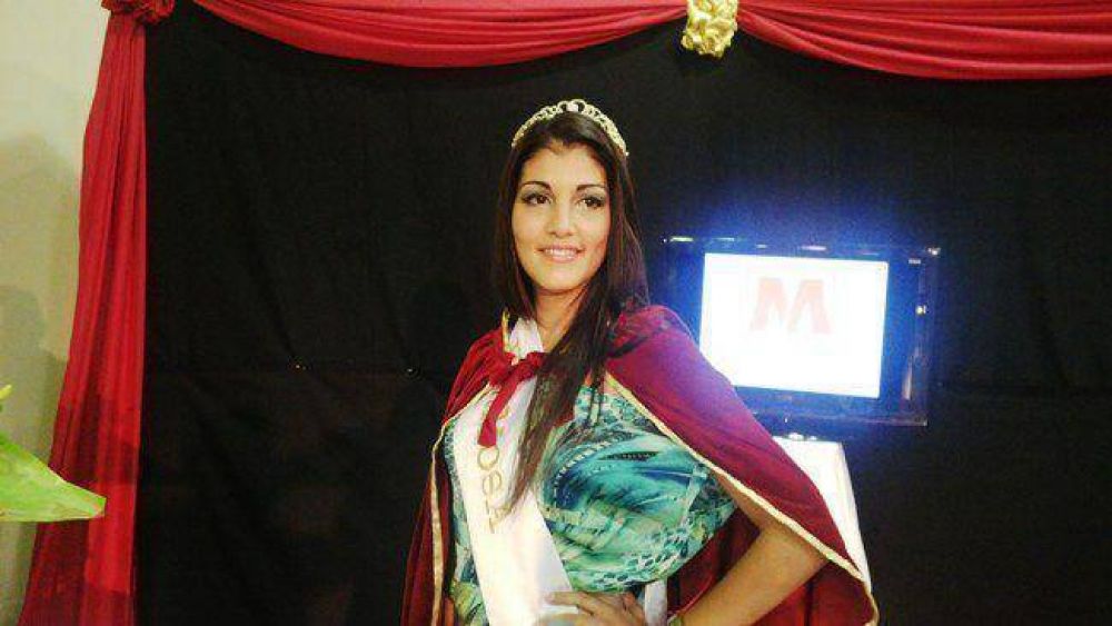 Lorena C�ceres es la Reina de ciudad 2014