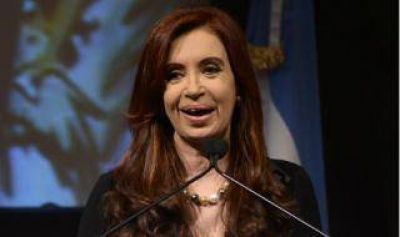 Cristina se re�ne con gobernadores e inaugura extensi�n del tren San Mart�n en Pilar