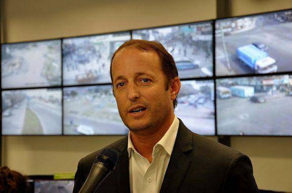 Insaurralde coincide con Massa acerca de las polic�as municipales