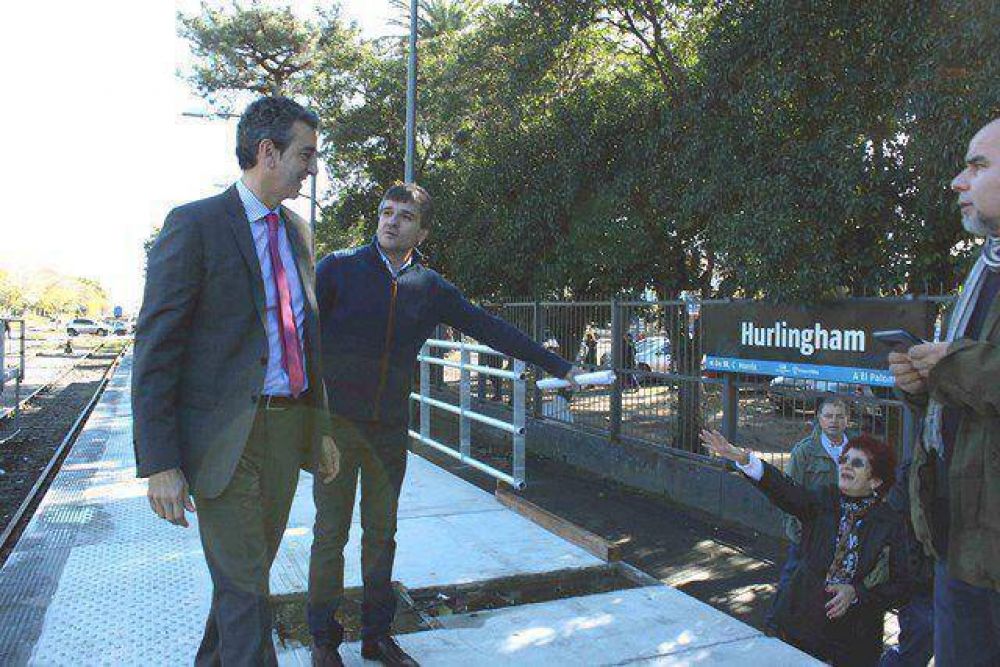 Randazzo recorri� junto a Zabaleta las obras de la estaci�n Hurlingham del San Mart�n