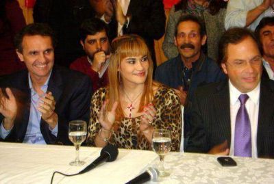 Tigresa Acu�a: �Con el tiempo, muchos se ver�n tentados por el Frente Renovador�