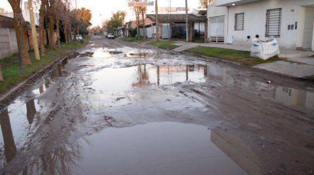 Pol�mica en torno al estado de las calles de tierra en los barrios perif�ricos