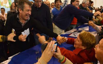 Sergio Urribarri y Jorge Capitanich encabezaron el Congreso del PJ