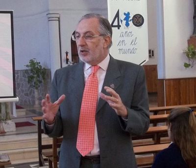 �No es obligatorio leer, pero vale la pena, la vida se hace m�s rica�