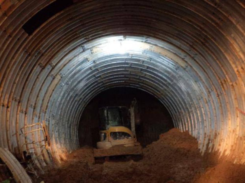 Buscan reducir el plazo de obra del aliviador III, que viene a buen ritmo