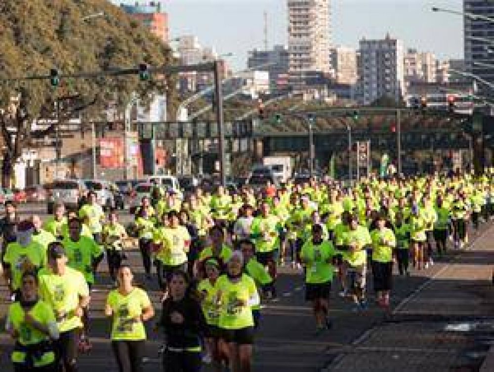 Unas 10.000 personas disfrutaron de una media marat�n en la ciudad