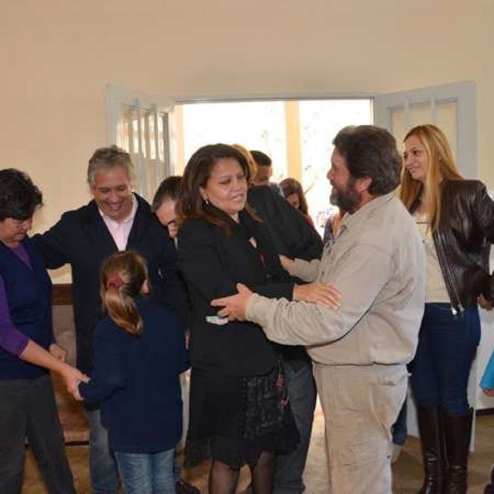 Inauguraron viviendas rurales en cercan�as a Capital