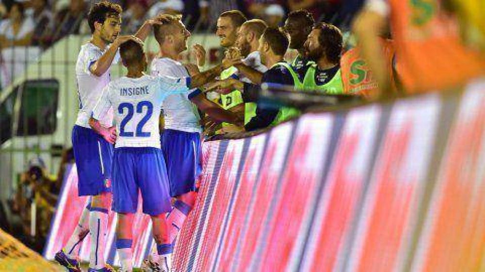 Italia venci� a Fluminense a seis d�as de su debut mundialista