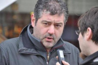 Fadul present� un proyecto para erradicar mini basurales