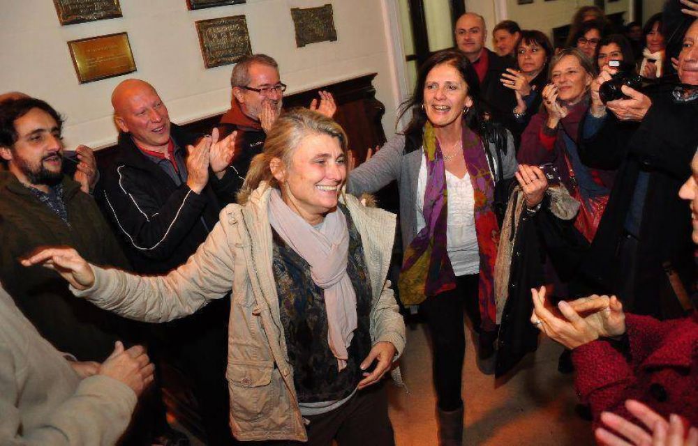 El kirchnerismo perdi� la conducci�n de una de las escuelas preferidas de Cristina