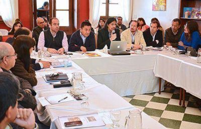 Anunciaron inversiones para mejorar el sistema de riego y evitar inundaciones