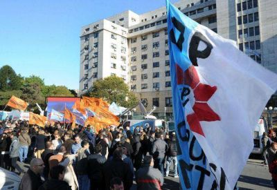 Los militantes llegaron a Tribunales para apoyar a Boudou