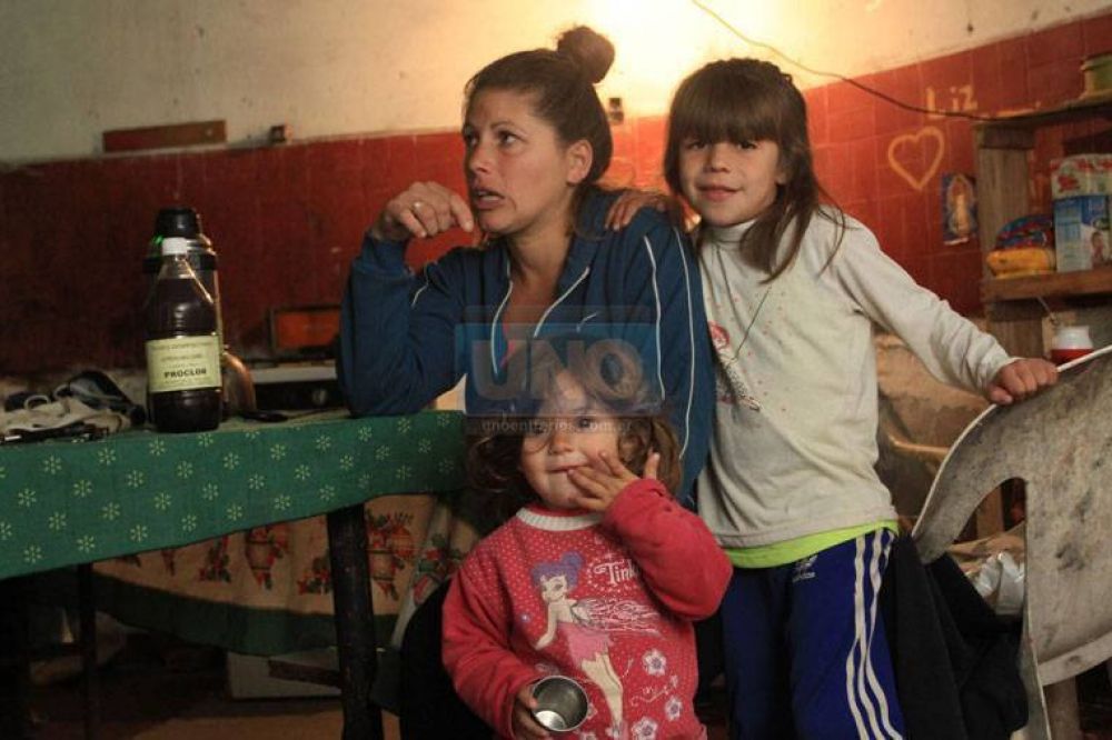 La historia de una mam� que sigue luchando por sus hijas