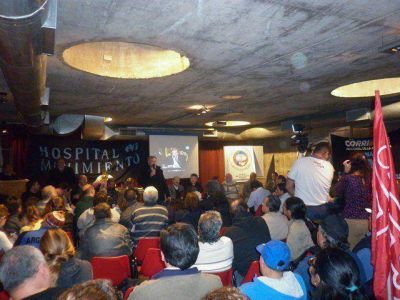 Encuentro de agrupaciones kirchneristas de la primera secci�n en San Mart�n