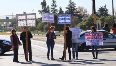 Docentes rurales reclaman por el boleto gratuito