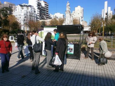 D�a Mundial del Medio Ambiente: Avellaneda entreg� 300 �rboles