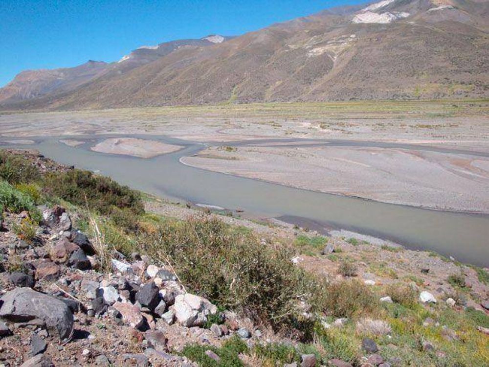 Atuel: descubren c�mo roban agua