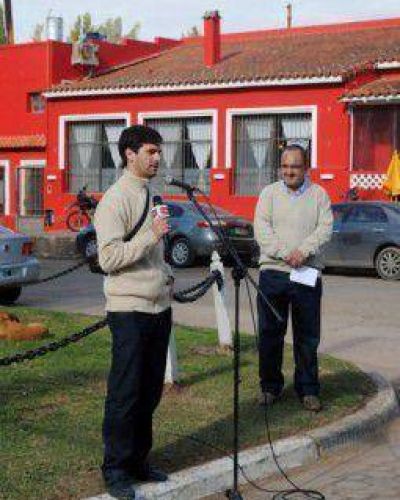 Lazaro: �Yo creo que teniendo radio propia es un desprop�sito que la municipalidad alquile otra emisora�